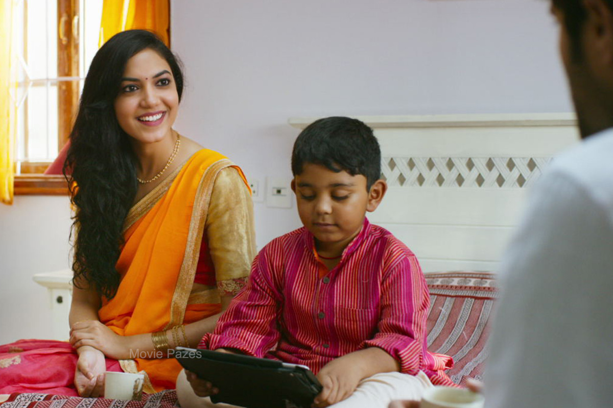Pelli Choopulu Stills